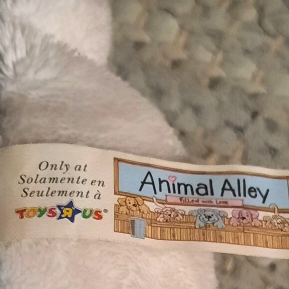 Vintage Animal Alley Dolphin Plush Toy From Toys"R"Us - Cute  Flippered Friend‎ - Picture 6 of 7